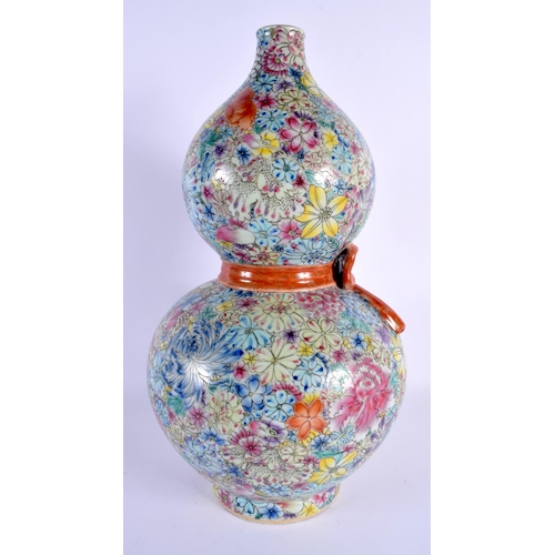 1919 - A LARGE CHINESE MILLIFIORE PORCELAIN DOUBLE GOURD VASE 20th Century. 42 cm x 18 cm.