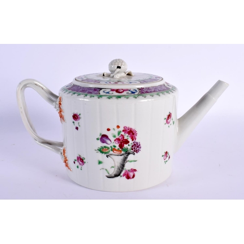 1927 - A FINE 18TH CENTURY CHINESE EXPORT BARREL FORM PORCELAIN TEAPOT AND COVER Qianlong. 23 cm wide.