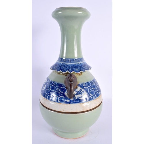 1928 - A LARGE 19TH CENTURY CHINESE BLUE AND WHITE CELADON PORCELAIN VASE Qing. 35 cm high.