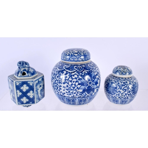 1953 - A 19TH CENTURY CHINESE BLUE AND WHITE PORCELAIN BOWL bearing Kangxi marks to base, together with oth... 