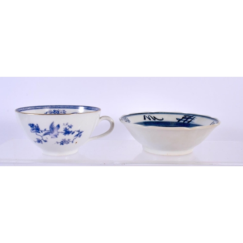 1953 - A 19TH CENTURY CHINESE BLUE AND WHITE PORCELAIN BOWL bearing Kangxi marks to base, together with oth... 