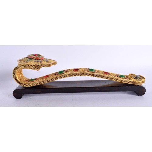 1996 - AN EARLY 20TH CENTURY CHINESE YELLOW METAL ENAMELLED RUI SCEPTRE Late Qing/Republic, jewelled with m... 