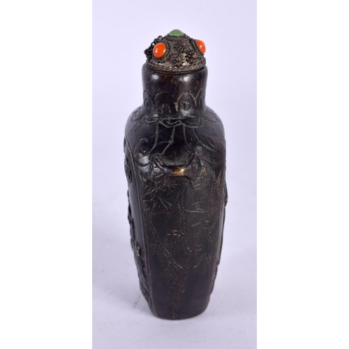 2002 - AN EARLY 20TH CENTURY CHINESE BRONZE SNUFF BOTTLE AND STOPPER Late Qing/Republic. 8 cm x 3 cm.