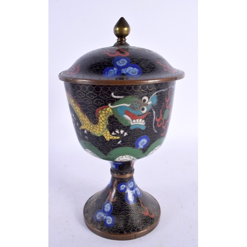 2014 - AN EARLY 20TH CENTURY CHINESE CLOISONNE ENAMEL GOBLET AND COVER Late Qing/Republic. 22 cm x 9 cm.