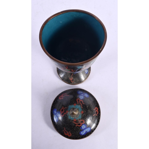 2014 - AN EARLY 20TH CENTURY CHINESE CLOISONNE ENAMEL GOBLET AND COVER Late Qing/Republic. 22 cm x 9 cm.