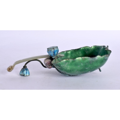 2109 - AN EARLY 20TH CENTURY CHINESE JADE HANDLED ENAMEL LIBATION CUP Late Qing/Republic. 15 cm x 8 cm.