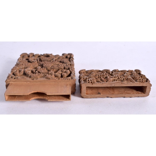 2168 - A 19TH CENTURY CHINESE CARVED SANDALWOOD CARD CASE AND COVER Qing. 9.5 cm x 5.75 cm.