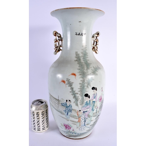 2215 - A LARGE CHINESE REPUBLICAN PERIOD FAMILLE ROSE VASE. 44 cm x 14 cm.