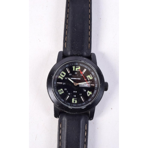 3302 - A Humvee wristwatch together with a Gianni Ricci watch (2)