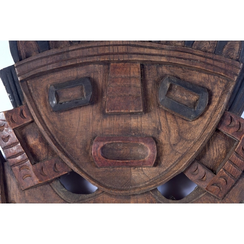 3707 - A large wooden South American carving 75 x 45 cm.