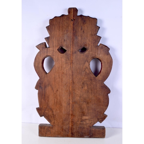 3707 - A large wooden South American carving 75 x 45 cm.