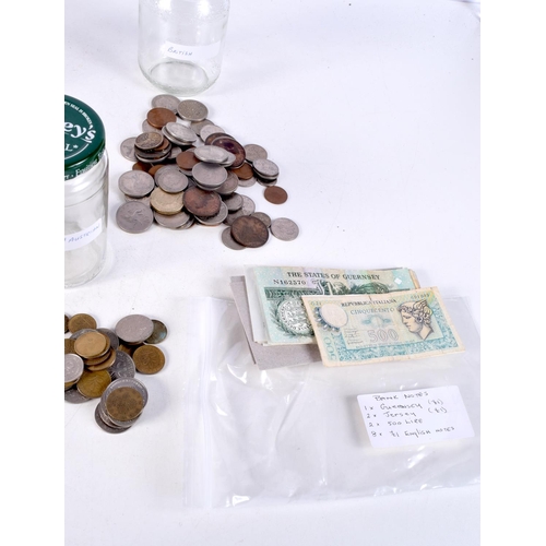 3786 - A collection of collectable coins and bank notes (Qty).