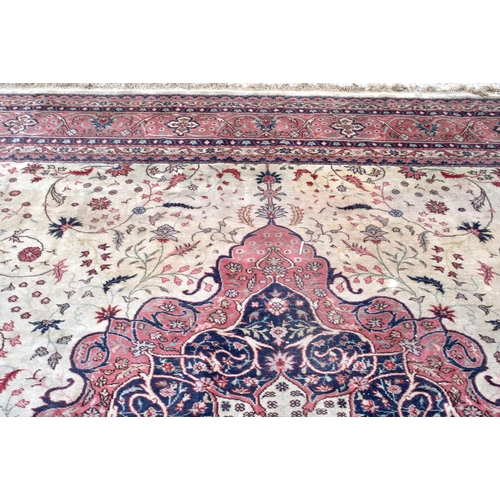 3840 - A large country house rug 500 x 420 cm .