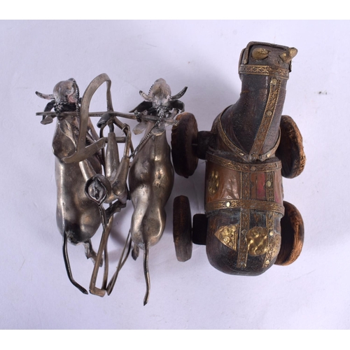 102 - A CHARMING INDIAN CARVED WOOD TOY HORSE together with a white metal oxen group. Oxen 106 grams. Larg... 