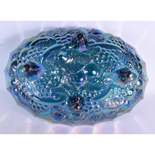 104 - A VINTAGE CARNIVAL GLASS RIBBED BOWL. 30 cm x 22 cm.