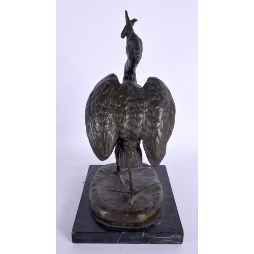 107 - European School (20th Century) Bronze, Stork. 25 cm x 14 cm.