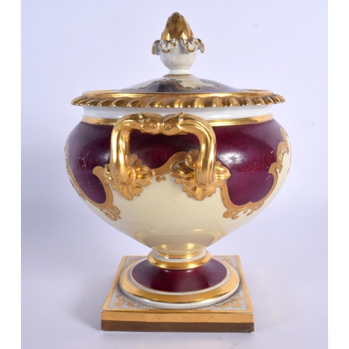 167 - 18th century Flight Barr and Barr tureen and cover painted with a claret coloured ground and an armo... 