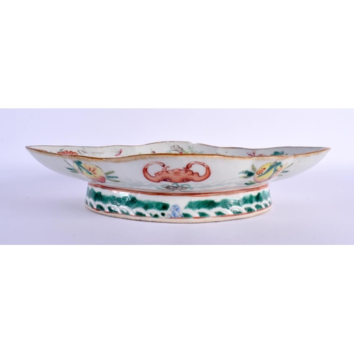 274 - A 19TH CENTURY CHINESE FAMILLE ROSE PORCELAIN DISH Qing, painted with calligraphy. 27 cm x 20 cm.