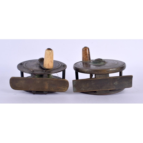 339 - TWO ANTIQUE MINIATURE FISHING REELS. Largest 6 cm wide. (2)