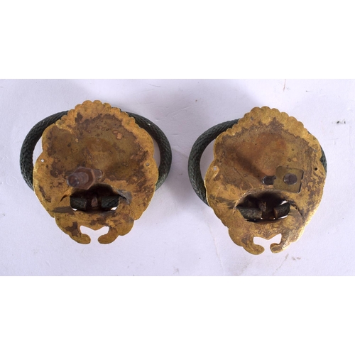 354 - A FINE PAIR OF GEORGE III ORMOLU AND BRONZE LION MASK HEADS Attributed to Matthew Boulton. 10 cm x 5... 