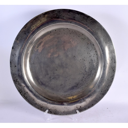 366 - A COLLECTION OF ANTIQUE PEWTER in various forms and sizes. Largest 40 cm diameter. (10)