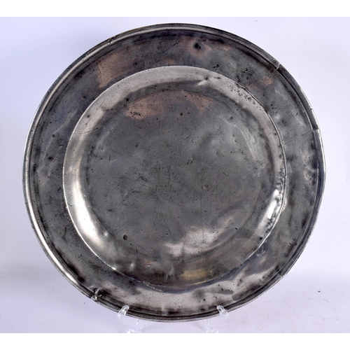 366 - A COLLECTION OF ANTIQUE PEWTER in various forms and sizes. Largest 40 cm diameter. (10)