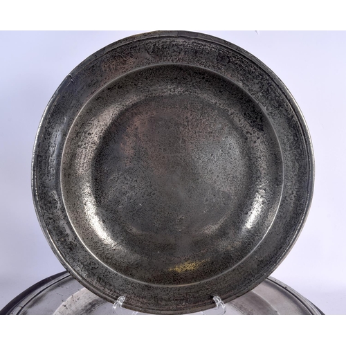 366 - A COLLECTION OF ANTIQUE PEWTER in various forms and sizes. Largest 40 cm diameter. (10)