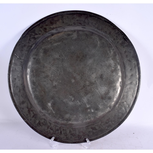 366 - A COLLECTION OF ANTIQUE PEWTER in various forms and sizes. Largest 40 cm diameter. (10)