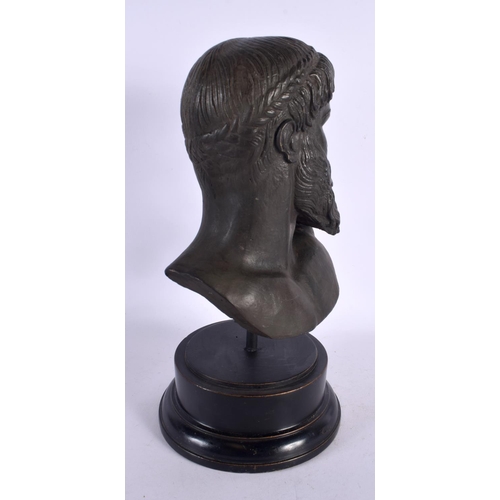 483 - A GRAND TOUR STYLE BUST After the Antiquity. 33 cm high.