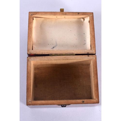 543 - AN ANTIQUE SCOTTISH TUNBRIDGE WARE SHOT BOTTLE HOLDER together with a smaller box. Largest 9 cm x 6 ... 