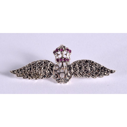 745E - A SILVER RAF SWEETHEART BROOCH. 5 cm x 2 cm.