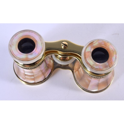 1276 - ANTIQUE PAIR OF MOTHER-OF-PEARL OPERA GLASSES.  6.1cm retracted, 8.4cm extended