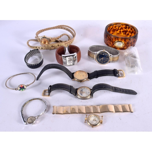 1291 - A QUANTITY OF FASHION WATCHES (qty)