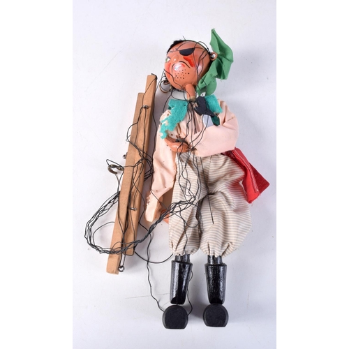 3675 - A pair of boxed Pelham puppets 8 x 34 cm (2)