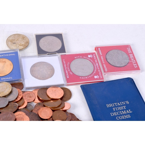 3755 - A collection of coins (Qty)