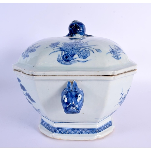 109 - A LARGE 18TH CENTURY CHINESE EXPORT BLUE AND WHITE TUREEN AND COVER Qianlong. 34 cm x 20 cm.