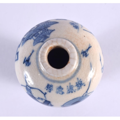 127 - A 19TH CENTURY CHINESE BLUE AND WHITE PORCELAIN SNUFF BOTTLE bearing seal mark to rim, painted with ... 