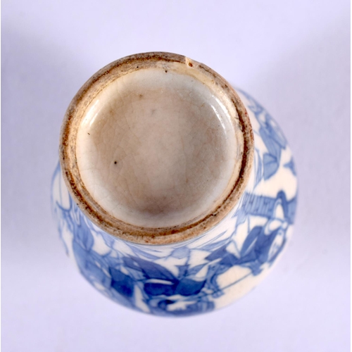 127 - A 19TH CENTURY CHINESE BLUE AND WHITE PORCELAIN SNUFF BOTTLE bearing seal mark to rim, painted with ... 