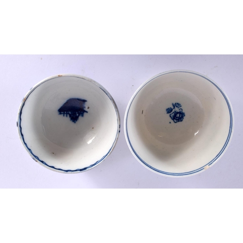 142 - TWO 18TH CENTURY ENGLISH BLUE AND WHITE PORCELAIN TEABOWLS. 8 cm diameter. (2)