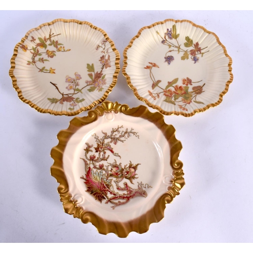 207 - ROYAL WORCESTER MOULDED PLATE, PAINTED WITH A STRAWBERRY AND FOLIAGE, RAISED GILT STEMS, GILT BORDER... 