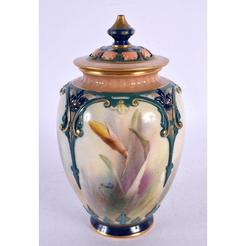 239 - HADLEY VASE AND COVER WITH MULTI-COLOURED CLAYS PAINTED WITH DAFFODILS, GREEN HADLEY WORCESTER ENGLA... 