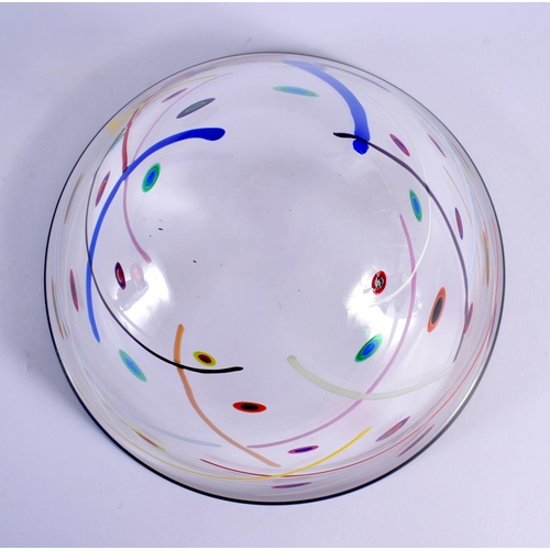 41 - A STYLISH GLASS MULTI COLOURED SWIRLING BOWL. 21 cm x 12 cm.