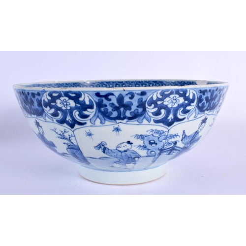 89 - A LARGE EARLY 18TH CENTURY CHINESE BLUE AND WHITE PORCELAIN PUNCH BOWL Yongzheng/Qianlong. 27 cm x 1... 