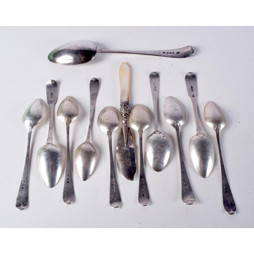 758 - TEN EARLY SILVER SPOONS TOGETHER WITH A FISH KNIFE.  Various hallmarks, total weight 217g (12)