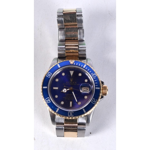 777 - ROLEX OYSTER PERPETUAL SUBMARINER BLUE STEEL GOLD.   Dial 4.3cm incl crown