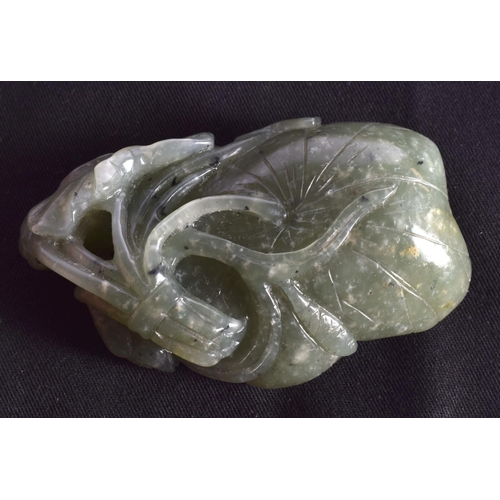 1504 - A GROUP OF FIVE 19TH/20TH CENTURY CHINESE CARVED JADE BRUSH WASHERS in various forms and sizes. 11 c... 