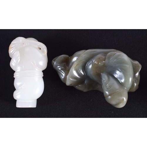 1511 - FOUR 19TH/20TH CENTURY CHINESE CARVED JADE FIGURES together with a jade beast seal. Largest 7 cm x 4... 