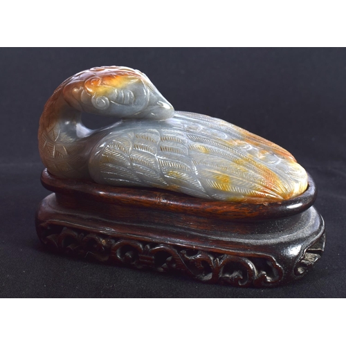 1520 - A FINE AND RARE 17TH CENTURY CHINESE CARVED MUTTON JADE GOOSE FORM SCHOLARS SCROLL WEIGHT Late Ming/... 