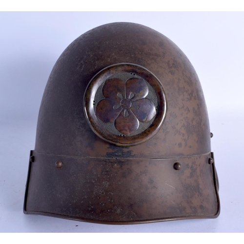 1535 - A 19TH CENTURY JAPANESE MEIJI PERIOD MILITARY HELMET with floral applied mon. 26 cm x 12 cm.