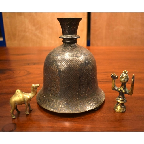 1606 - AN 18TH/19TH CENTURY MIDDLE EASTERN SILVER INLAID BRONZE HOOKAH PIPE BASE with two bronze figures. L... 